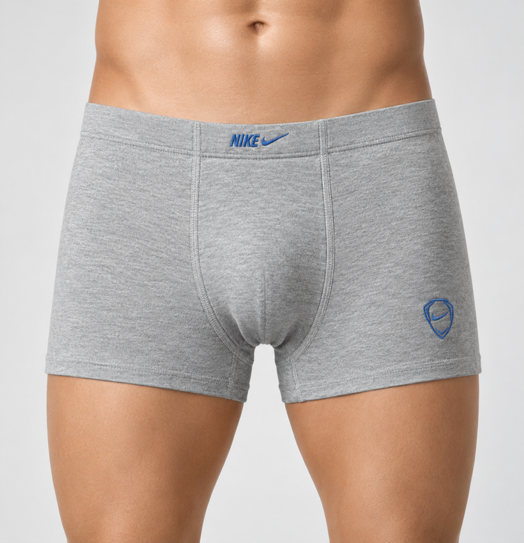 شورت نیمپا کلاسیک مردانه NIKE رنگ ملانژ طوسی با نماد امباس آبی - مزون یونا